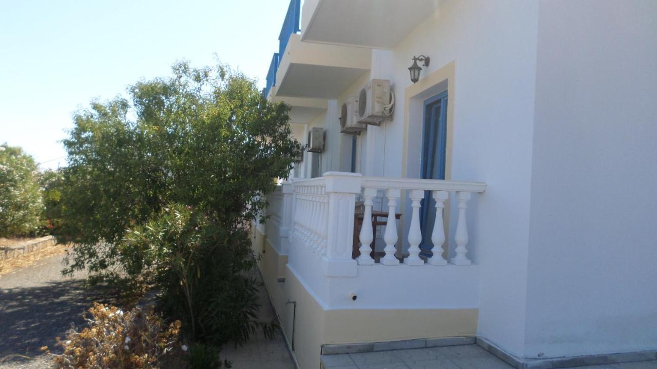 Aeriko Hotel Apartments Agia Marina  Eksteriør bilde