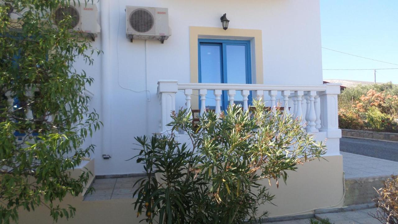 Aeriko Hotel Apartments Agia Marina  Eksteriør bilde