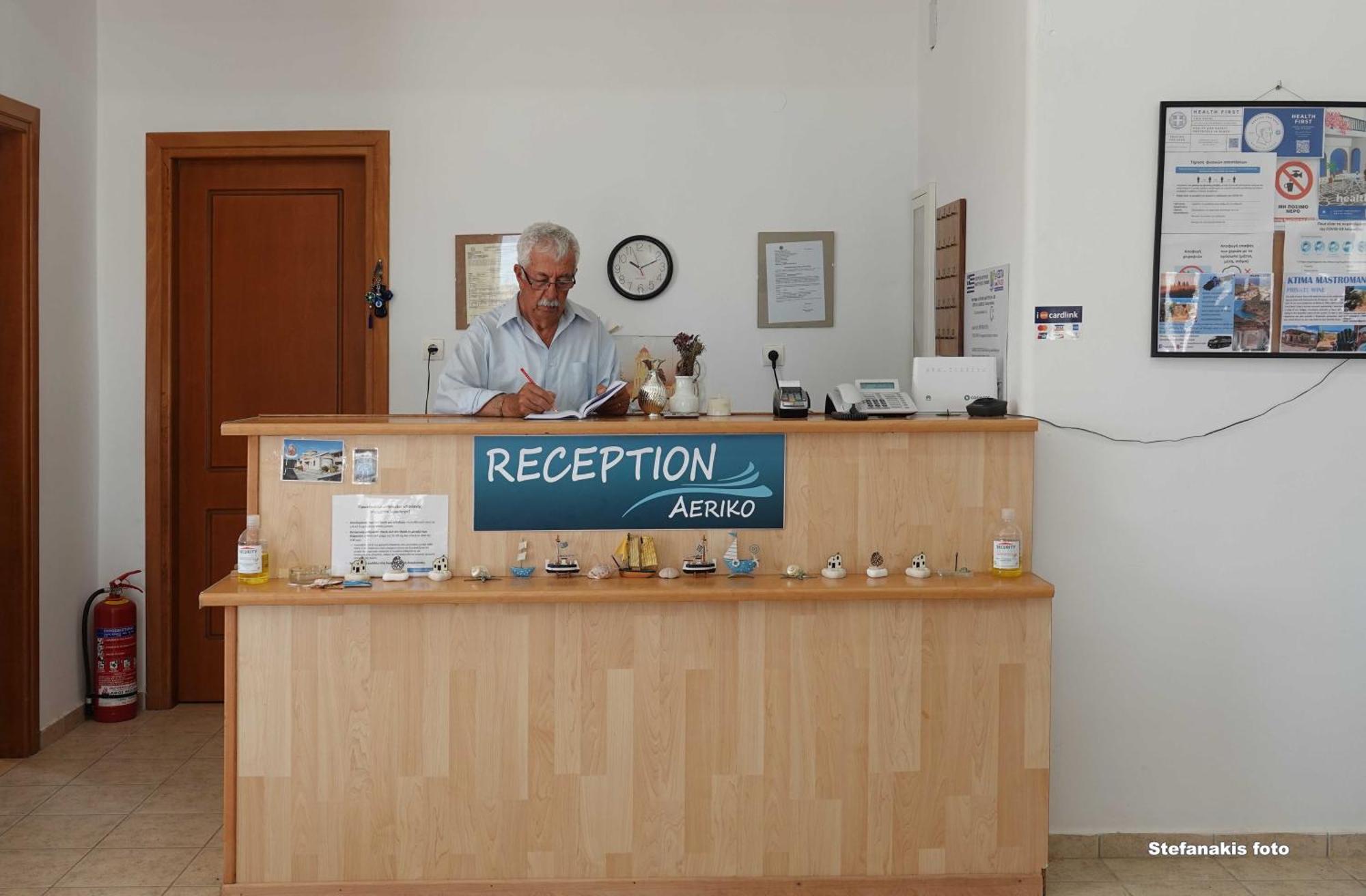 Aeriko Hotel Apartments Agia Marina  Eksteriør bilde