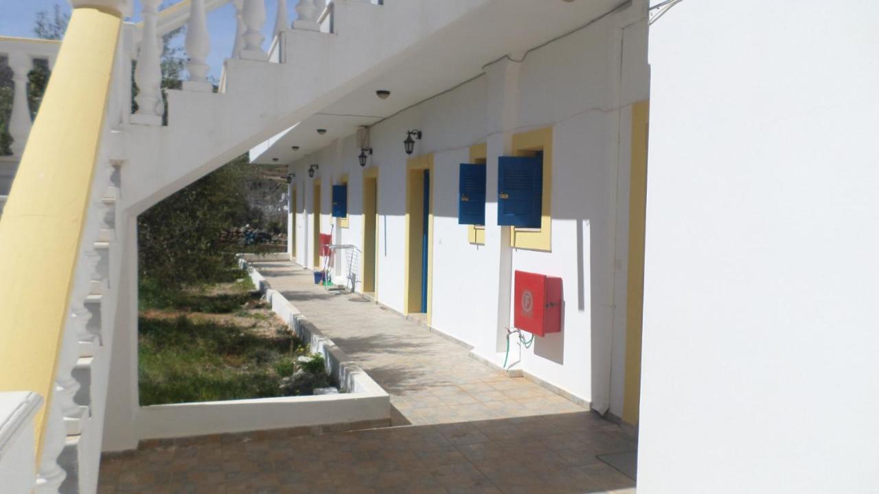 Aeriko Hotel Apartments Agia Marina  Eksteriør bilde