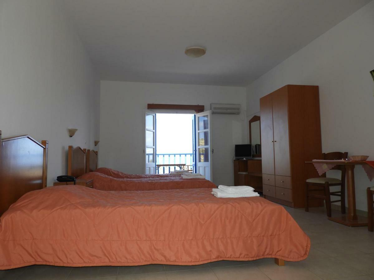Aeriko Hotel Apartments Agia Marina  Eksteriør bilde
