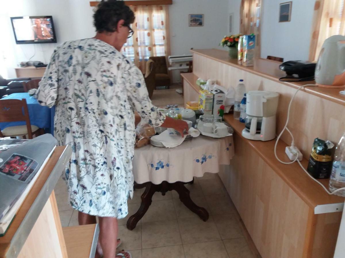 Aeriko Hotel Apartments Agia Marina  Eksteriør bilde